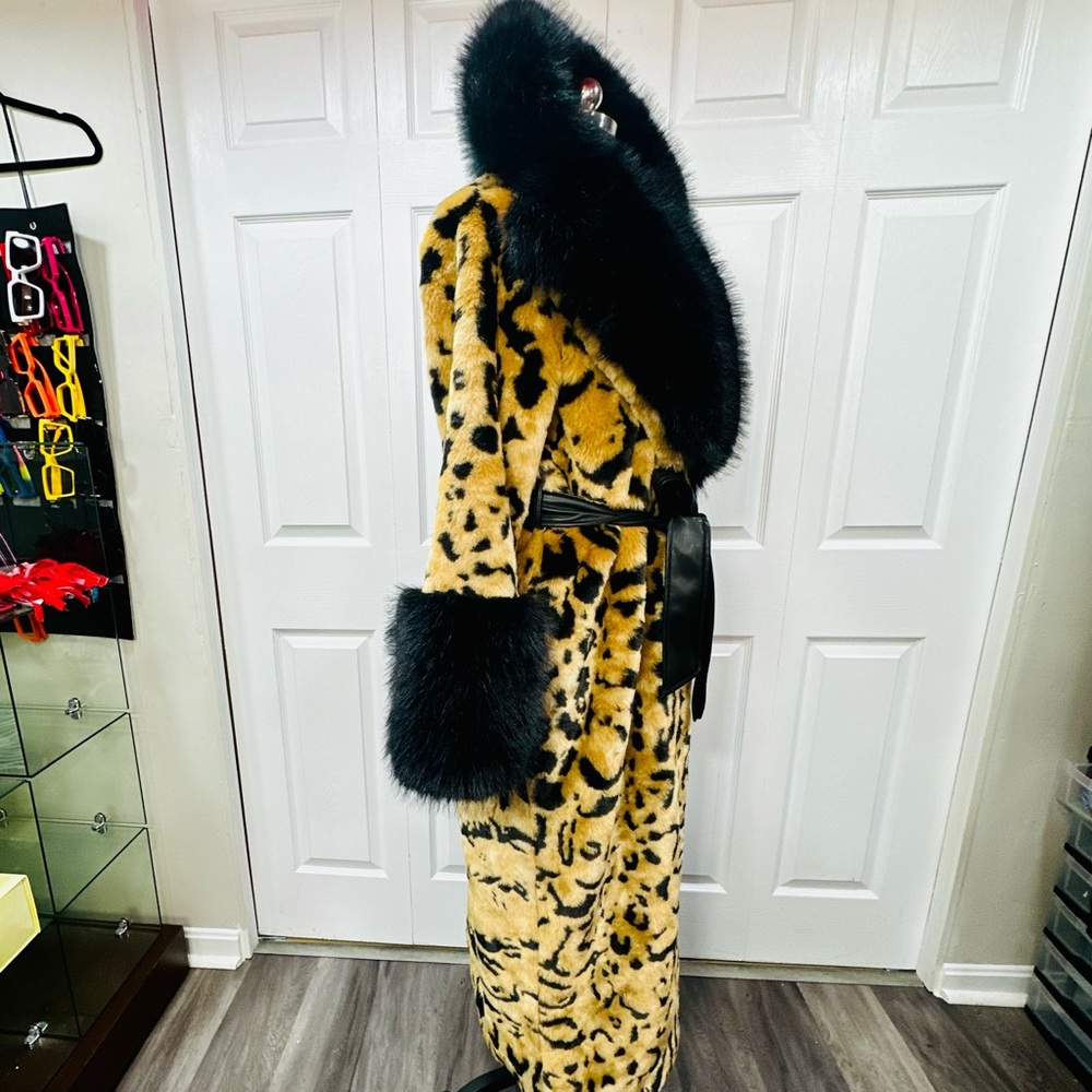 Fashion Nova Dakota Leopard Fur Maxi Coat - Leopard - Picture 3 of 16